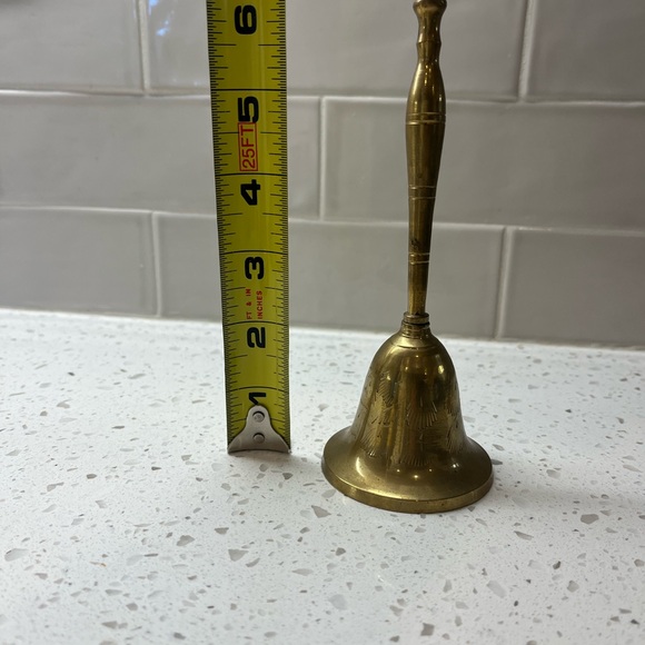 Vintage brass bells - Picture 4 of 7